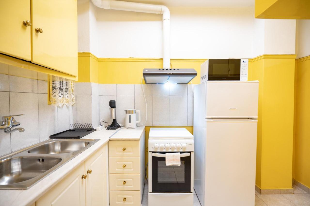 Ampelokipi Metro St. 2 Bedrooms 6 Pers. Apartment 雅典 外观 照片