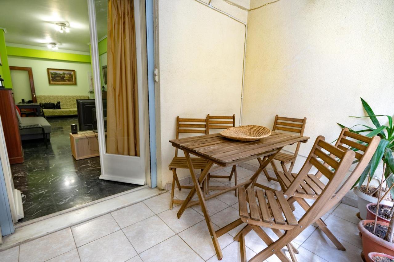 Ampelokipi Metro St. 2 Bedrooms 6 Pers. Apartment 雅典 外观 照片