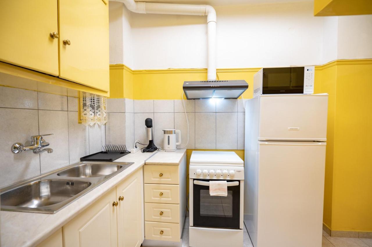 Ampelokipi Metro St. 2 Bedrooms 6 Pers. Apartment 雅典 外观 照片
